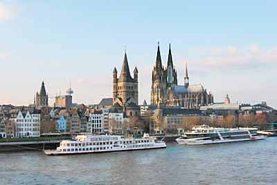 Кёльнский собор, Рейн